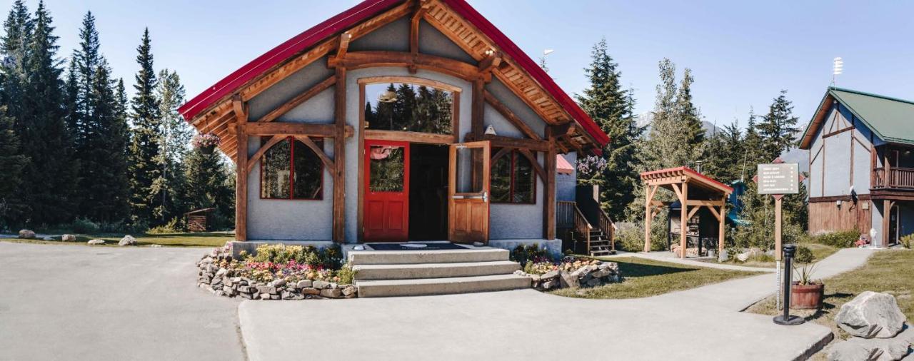 Heather Mountain Lodge Rogers Pass Экстерьер фото