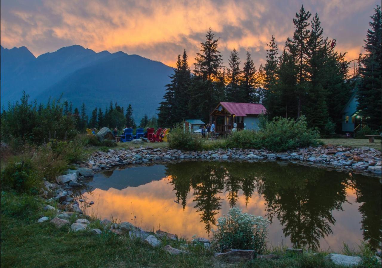 Heather Mountain Lodge Rogers Pass Экстерьер фото