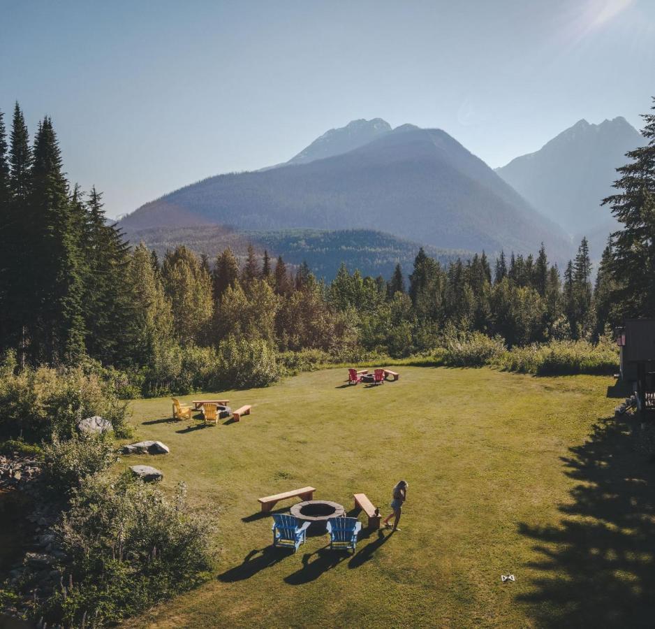 Heather Mountain Lodge Rogers Pass Экстерьер фото