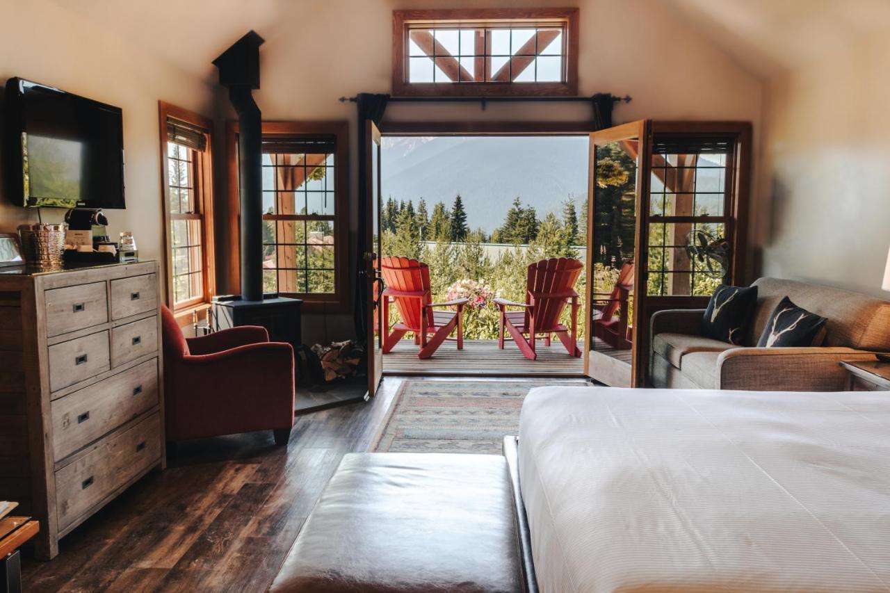 Heather Mountain Lodge Rogers Pass Экстерьер фото