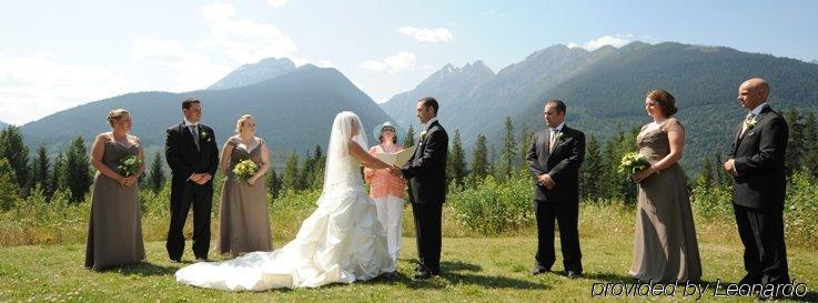 Heather Mountain Lodge Rogers Pass Экстерьер фото
